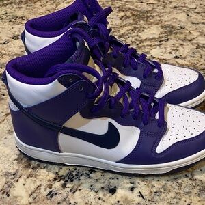 High Dunk Nike Purple and White Athletic Shoes